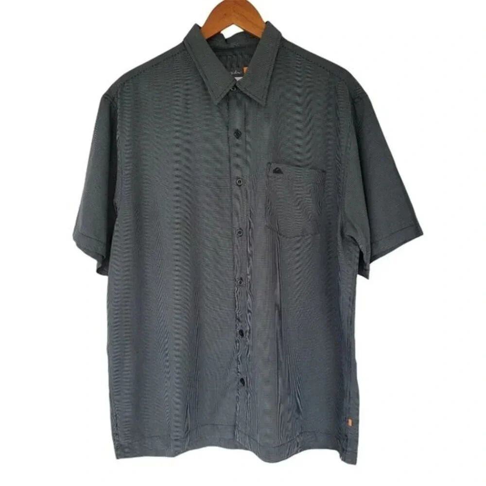 Quiksilver Short Sleeve Button Down Shirt Mens Size L Hunter Green
